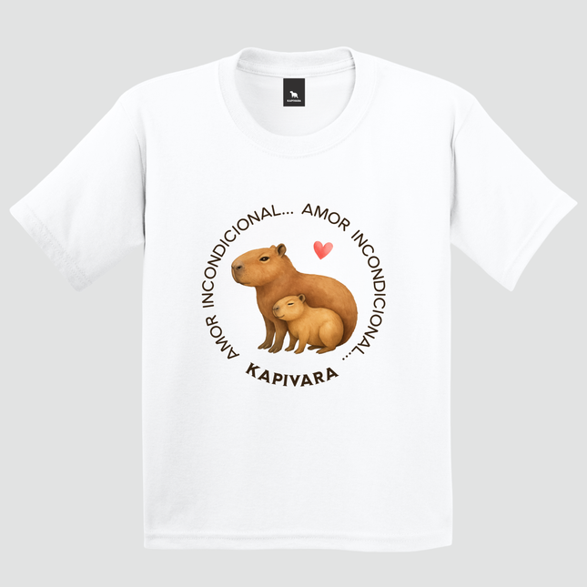 Camiseta infantil branca com estampa de capivara mãe e filhote amor incondicional