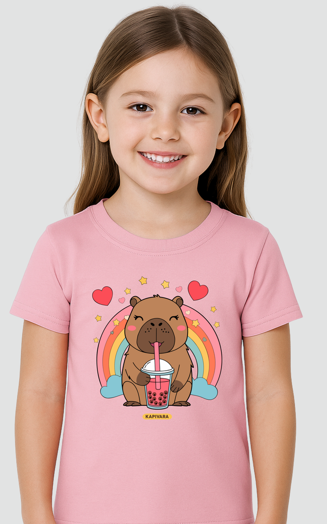 Camiseta infantil capivara arco-íris rosa Kapivara Criança vestindo