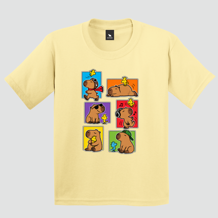 Camiseta infantil amarela Capivara Friends com estampa de capivaras