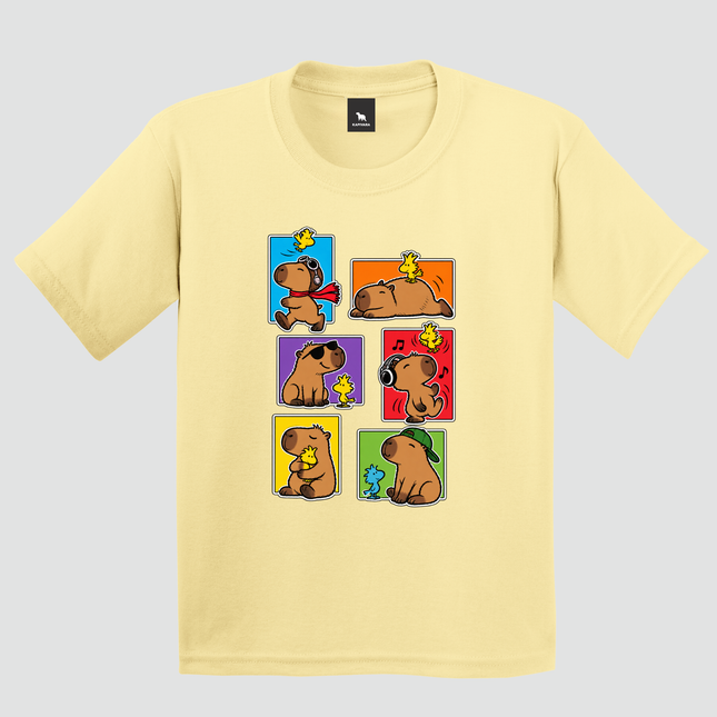 Camiseta infantil amarela Capivara Friends com estampa de capivaras