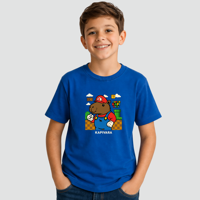 menino usando camiseta infantil capivara gamer super kapi bros azul 