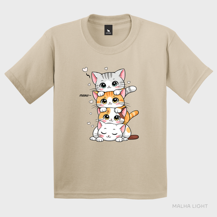 Camiseta infantil areia Malha Light com estampa cute de gatinhos