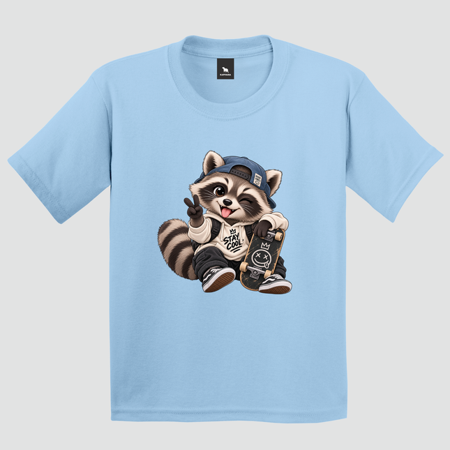 Camiseta infantil azul-claro com estampa de guaxinim skatista Stay Cool